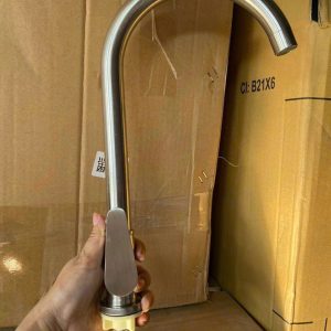 Vòi chén nóng lạnh 32