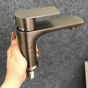 Vòi lavabo lạnh 01
