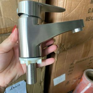 Vòi lavabo lạnh 22
